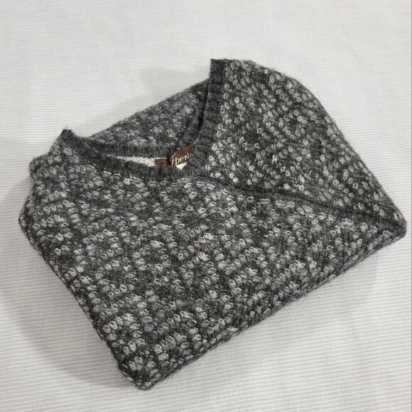 Iperico Mohair Blend Poncho - Picture 1 of 4